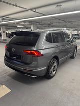 Volkswagen Tiguan Allspace 2.0 TSI R Line OPF  DSG 4MOTION - VW Tiguan Allspace Gebrauchtwagen in München