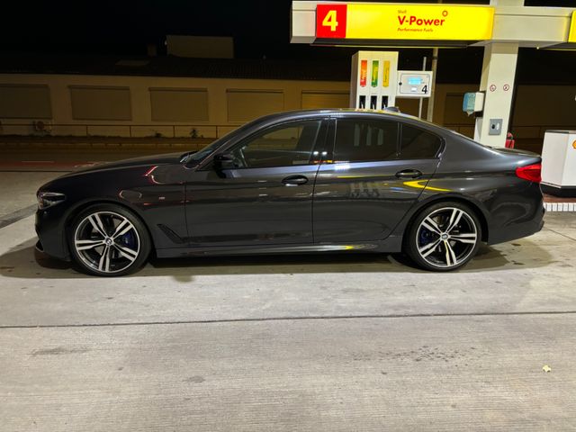 BMW 540i xDrive M-Paket - Garantie- Scheckh.