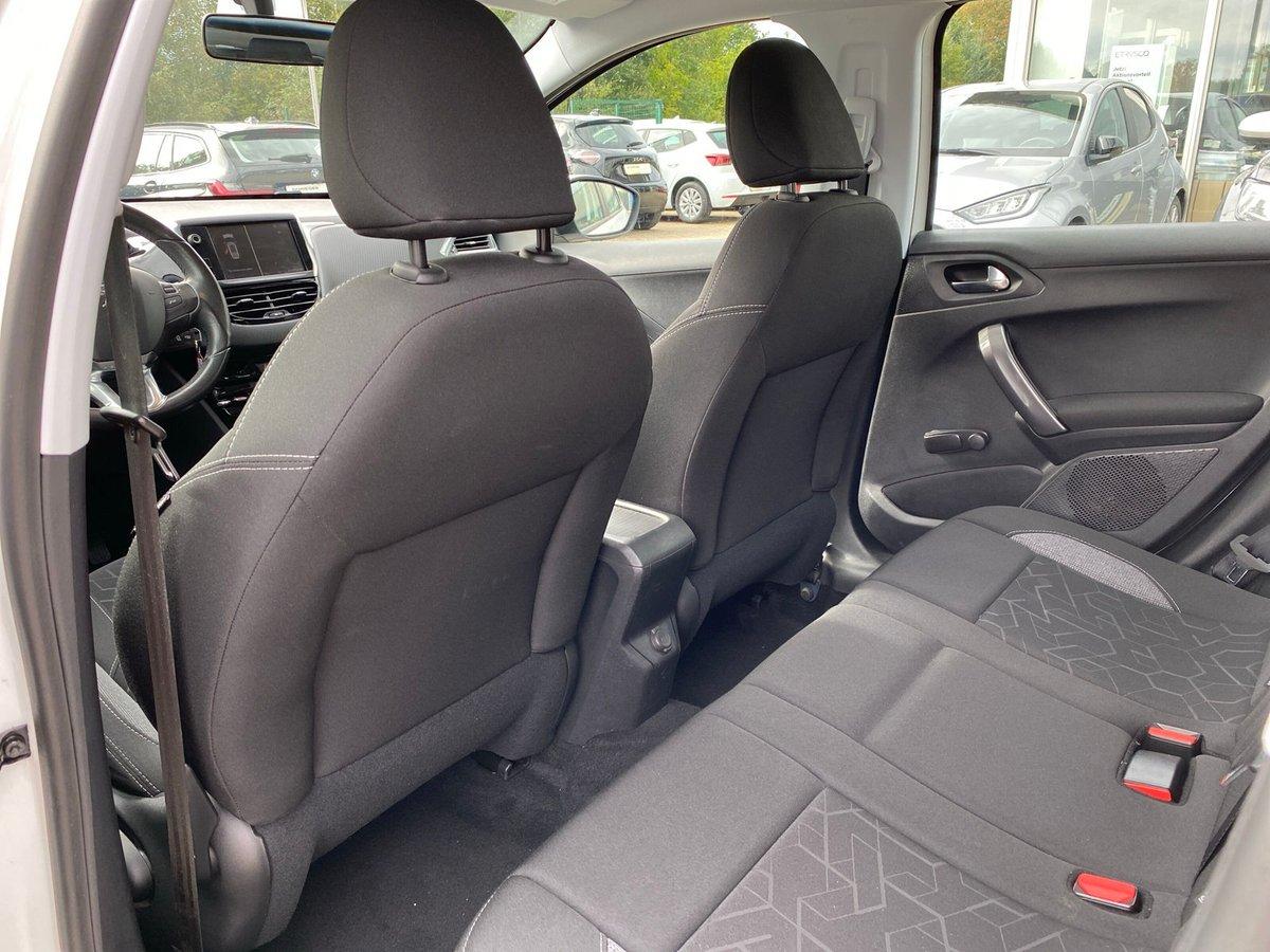 Peugeot 2008 1.2 PURETECH 82 ACTIVE KLIMA+SHZ+BLUETOOTH