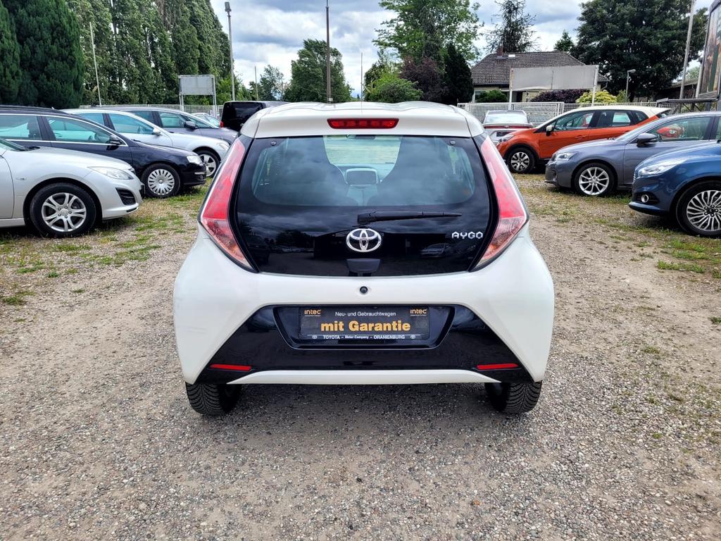 Toyota Aygo (X)