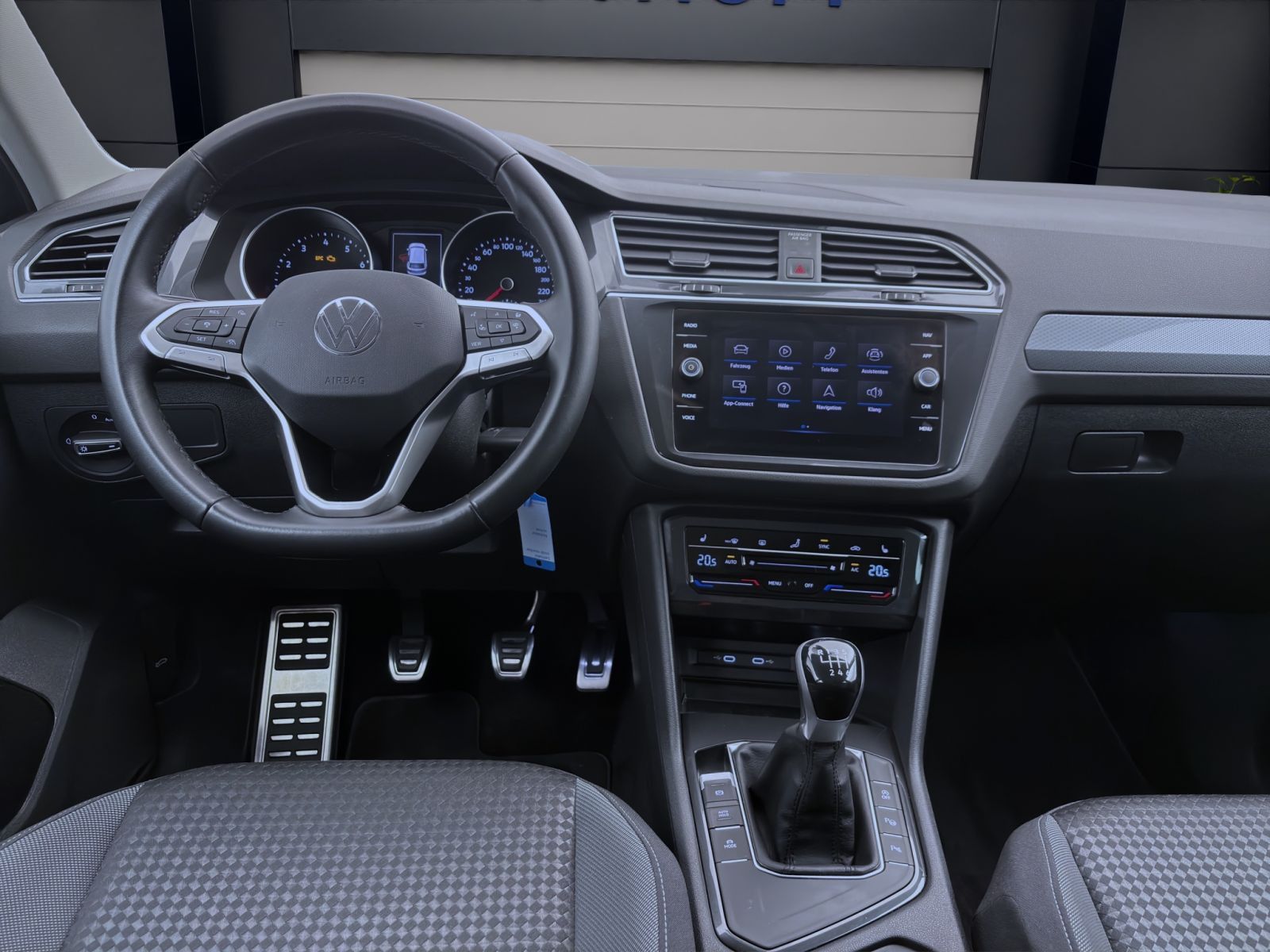 Volkswagen Tiguan - Bild 14