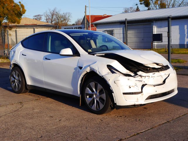 Tesla Model Y Long Range Dual Motor AWD