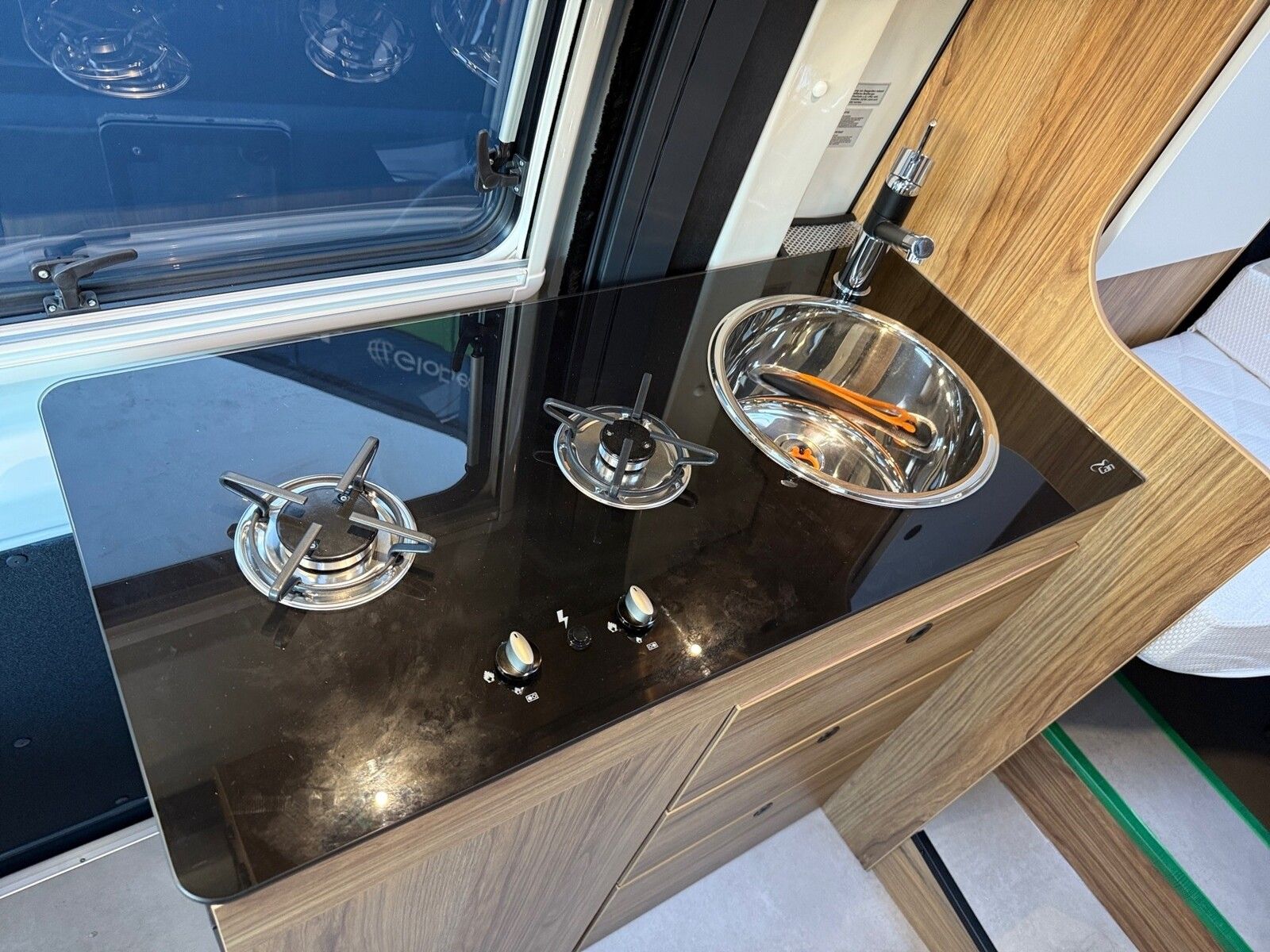 Fahrzeugabbildung Karmann Dexter DE 600 Concept Paket