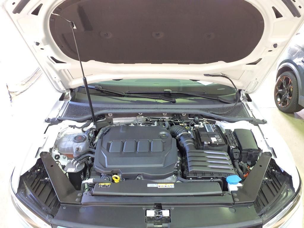 Volkswagen Passat Variant Business 2.0 TDI SCR 110kW 7-Gang