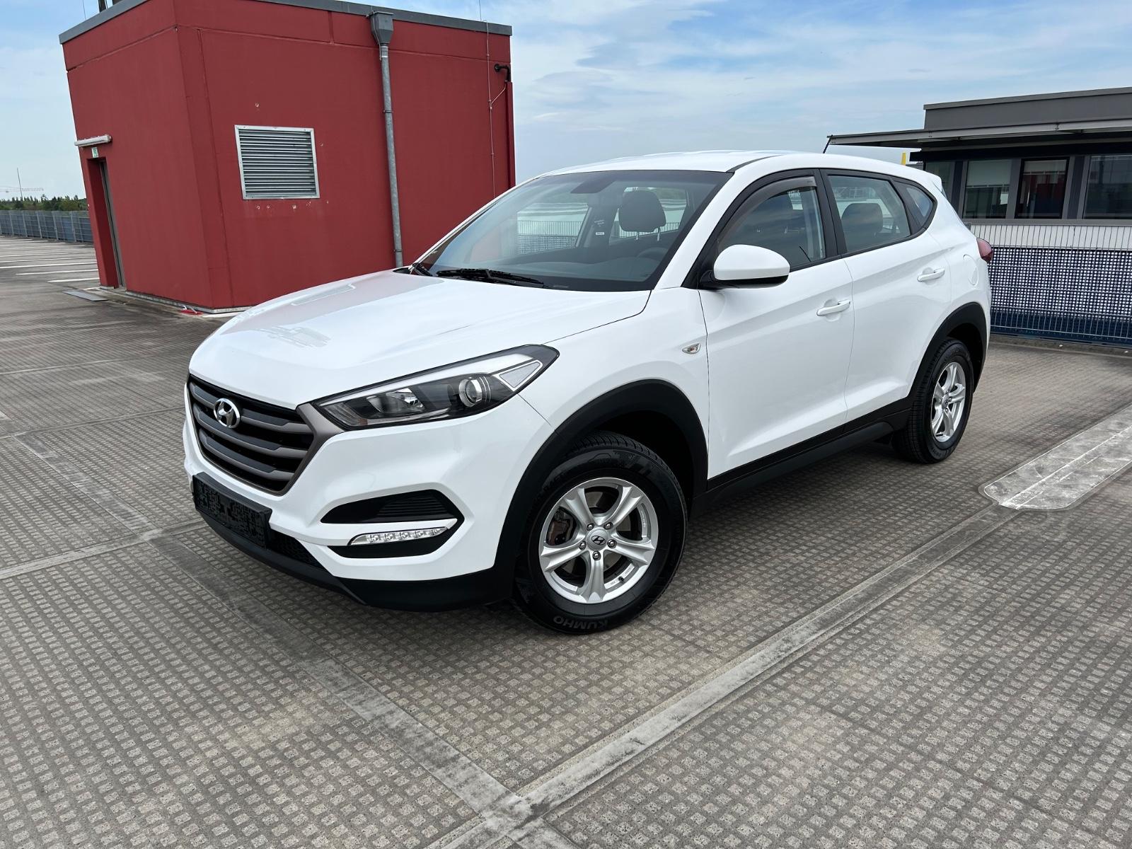 Hyundai Tucson blue Classic 2WD~XENON