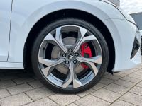 SKODA Octavia Combi 2.0 TSI DSG RS AHK KAM 5J GAR bei Autohaus Landmann & Maier OHG