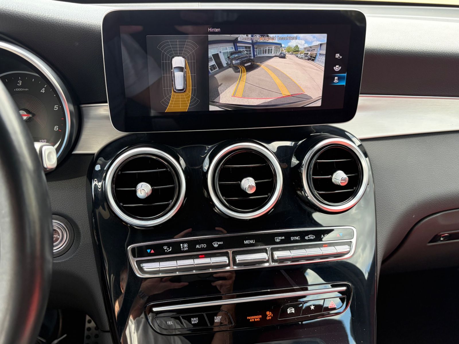 Mercedes-Benz GLC 200d 4M LED/HUD/KAMERA/LEDER/AMG-PAKET/1.Hd! foto 12