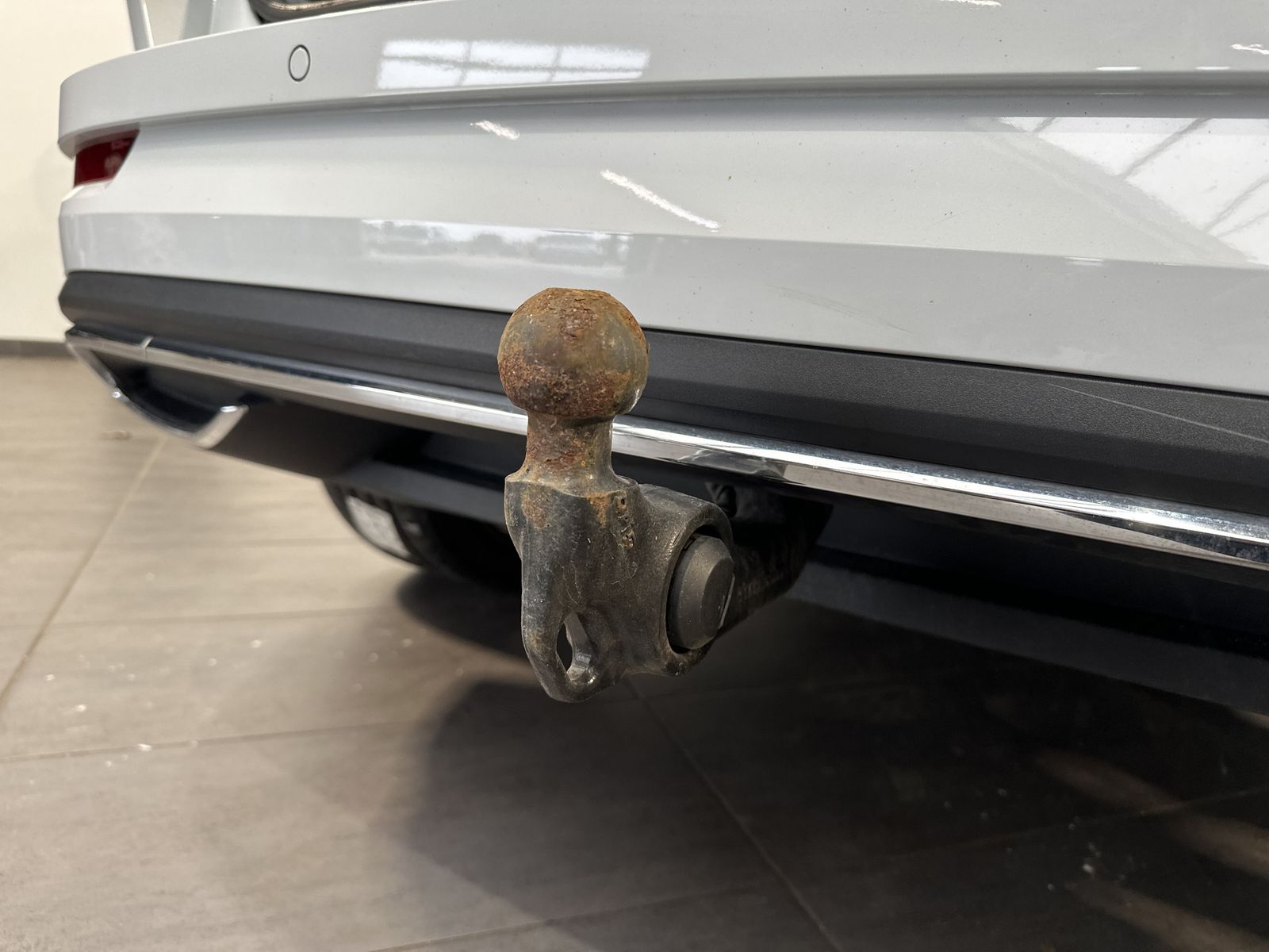 Fahrzeugabbildung SKODA Karoq 1.5 TSI DSG Sportline NAV+MATRIX+AHK+PANO