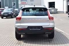 Fahrzeugabbildung Volvo XC40 R-Design D4 AWD *STHZ*AHK*360*DAB*LED*