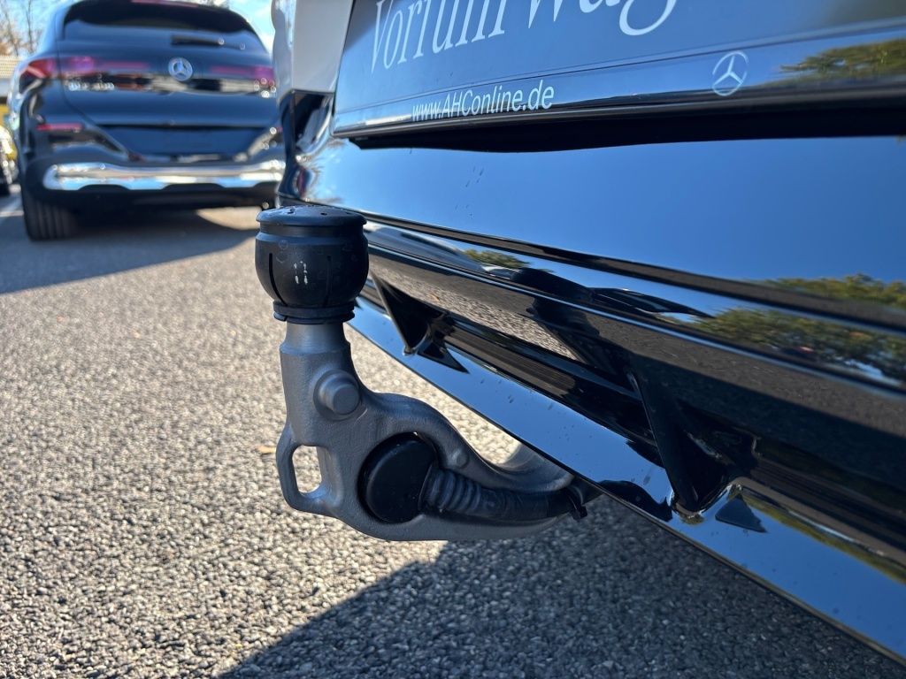 Fahrzeugabbildung Mercedes-Benz CLA 200 4MATIC +AMG+NIGHT+AHK+MULTIEBEAM+360GRAD