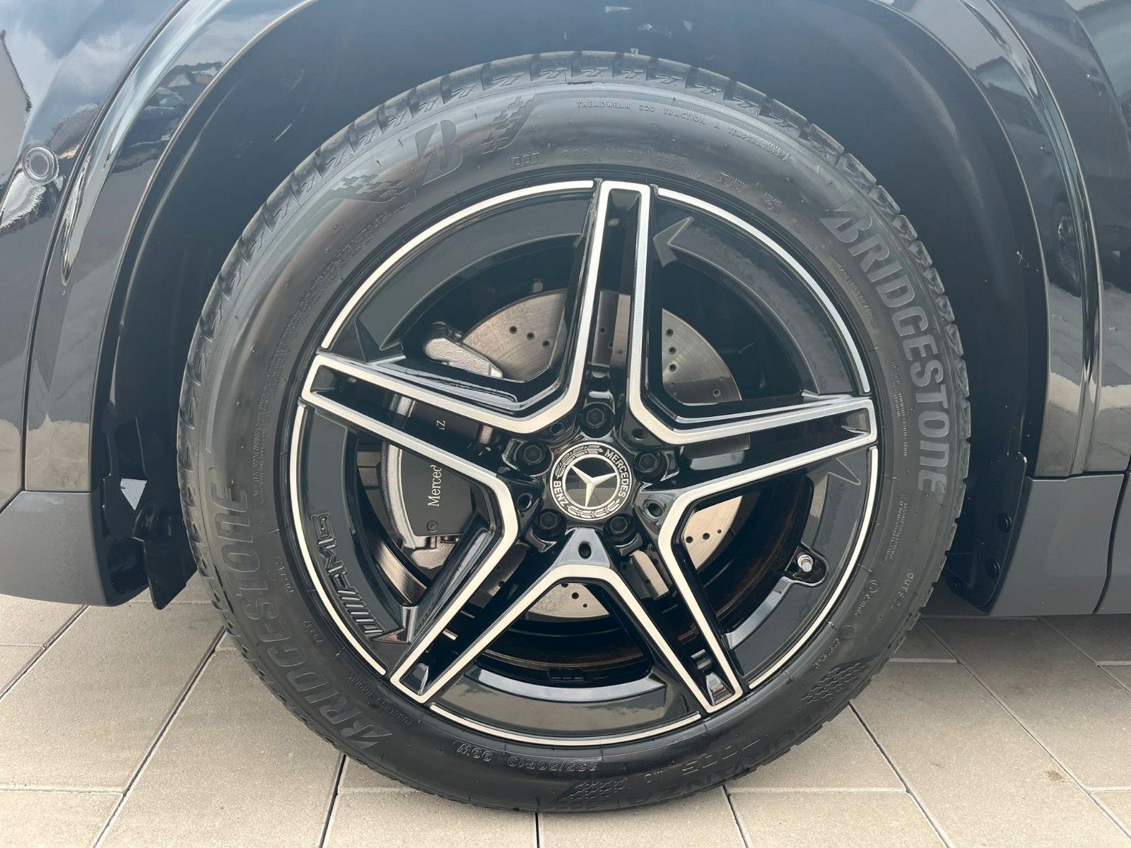 Fahrzeugabbildung Mercedes-Benz GLA 200 GLA -Klasse GLA 200 AMG Line Edition