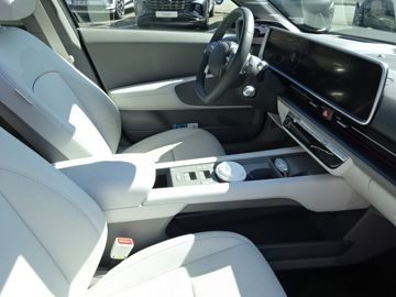 Fotografie 12 des Hyundai IONIQ 6 Uniq Elektro 4WD*Pano*20Zoll*dig.Spiegel