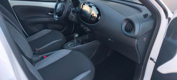 Toyota Aygo (X) - 11