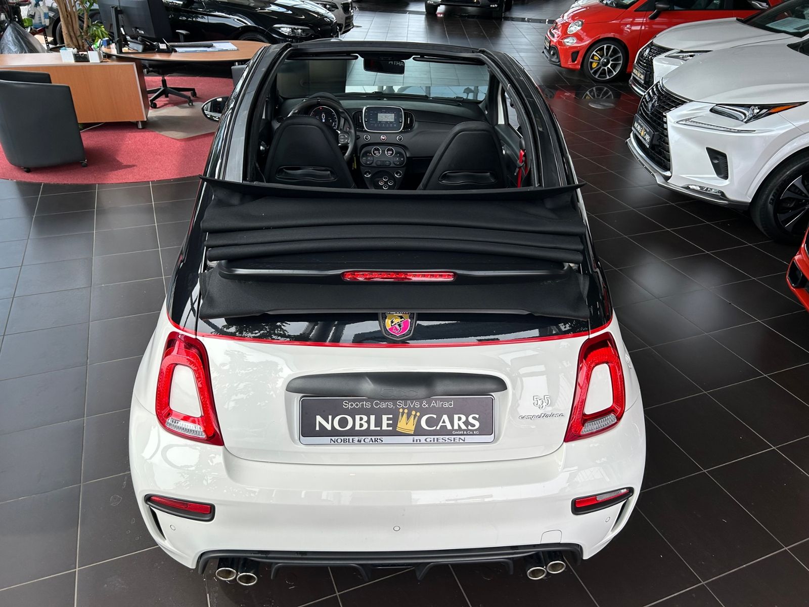 Fahrzeugabbildung Abarth 595C Competizione XENON NAVI Beats ALU