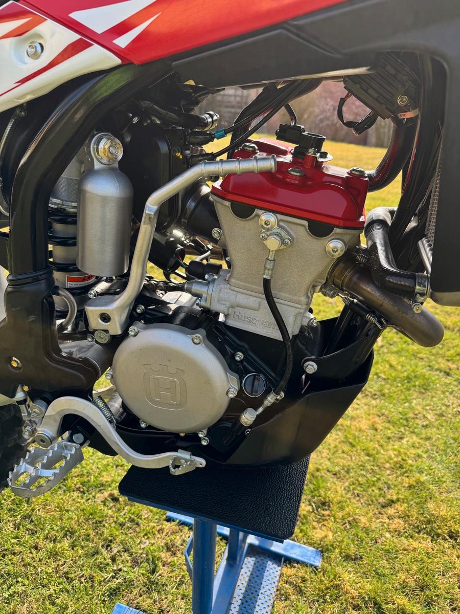 Husqvarna  2013 — photo 6