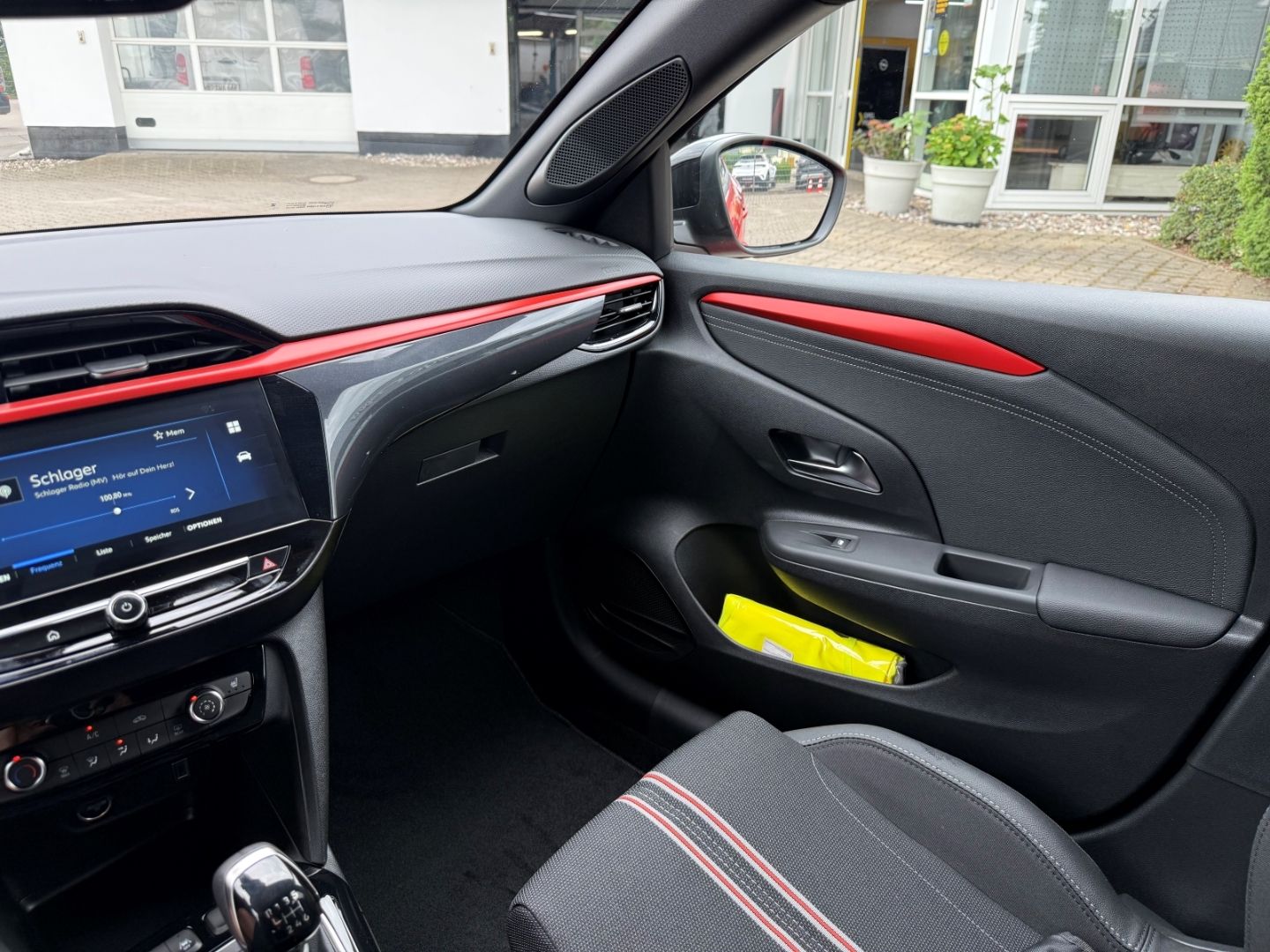 Fahrzeugabbildung Opel Corsa F YES SHZ+LHZ+Allwetter
