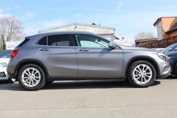 2014 Mercedes-BENZ GLA 缩略图 12