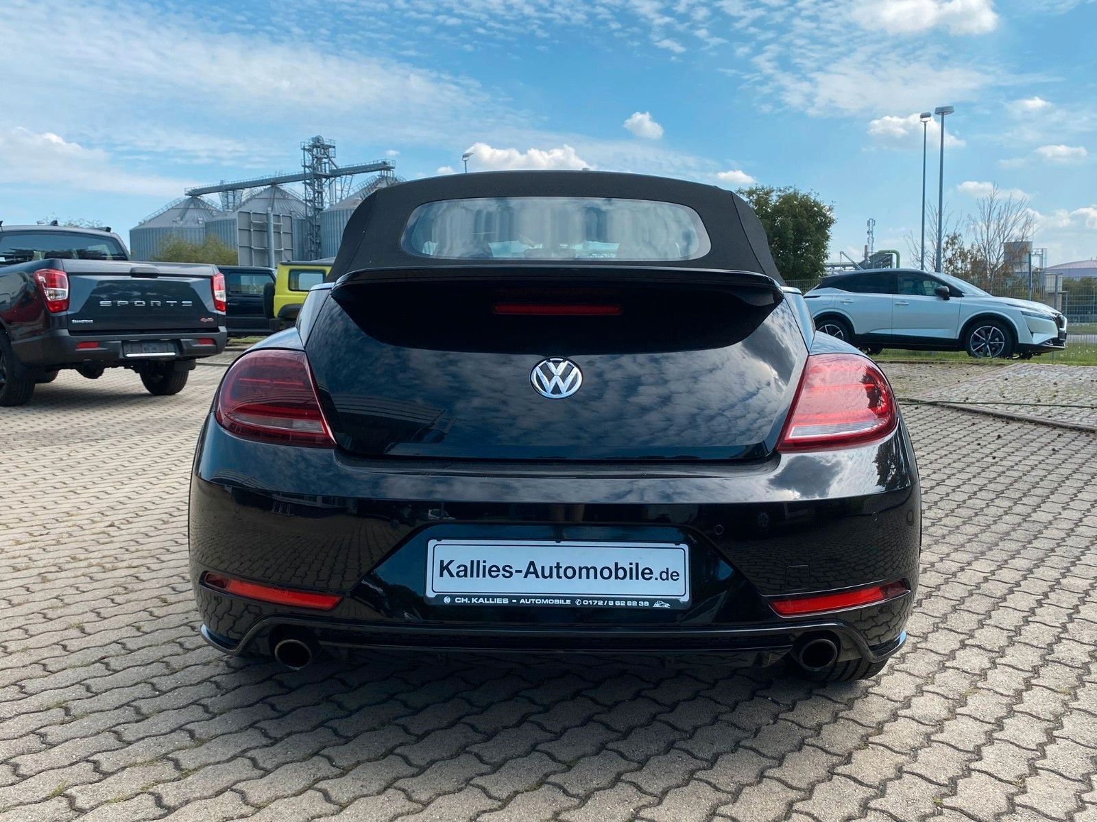 Fahrzeugabbildung Volkswagen Beetle Cabrio 2.0 TSI DSG R-Line SH+NAVI+FENDER