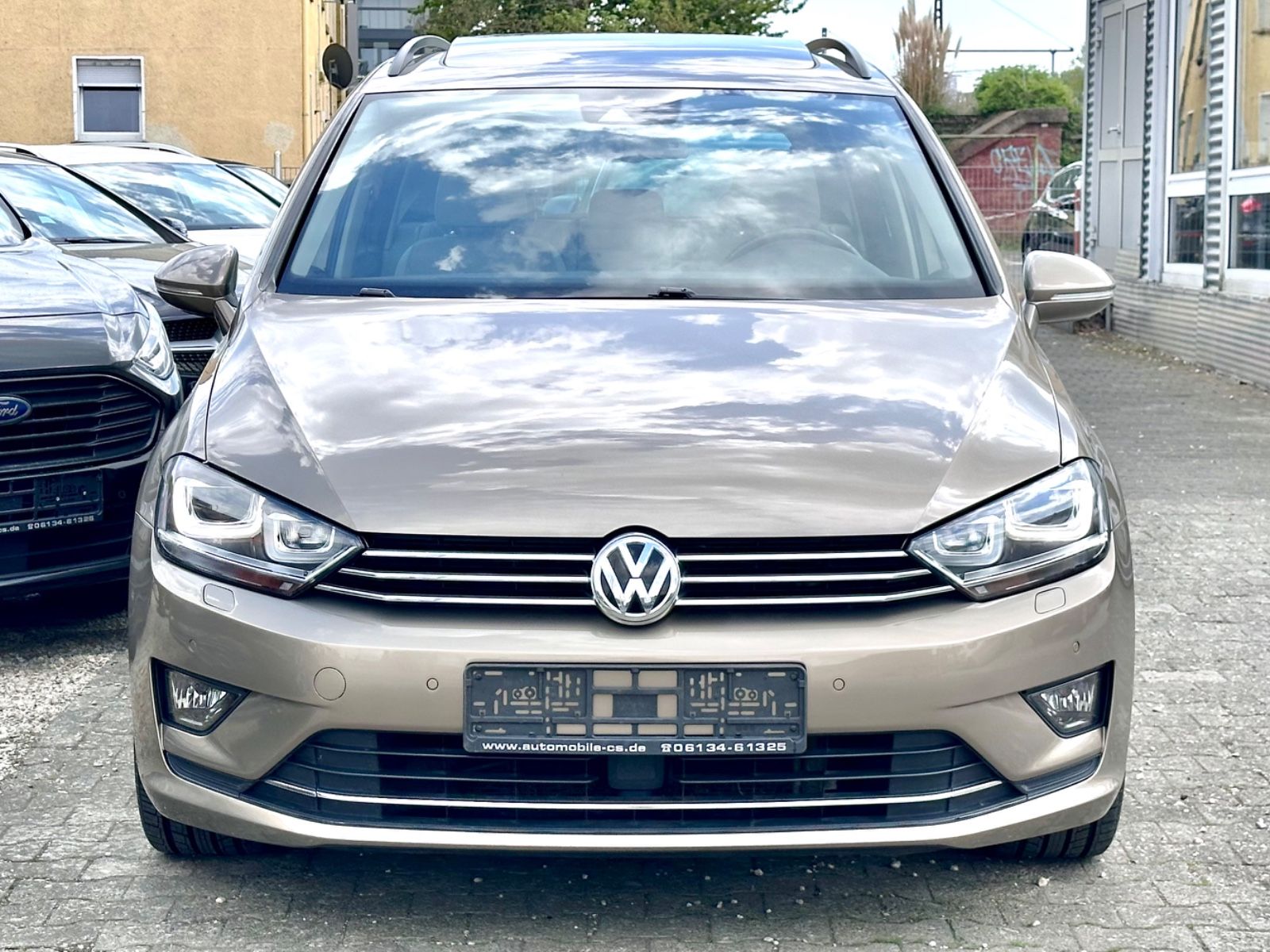 Fahrzeugabbildung Volkswagen GOLF SPORTSVAN VII HIGHLINE*MOD.2016+PANO+AUTOM.
