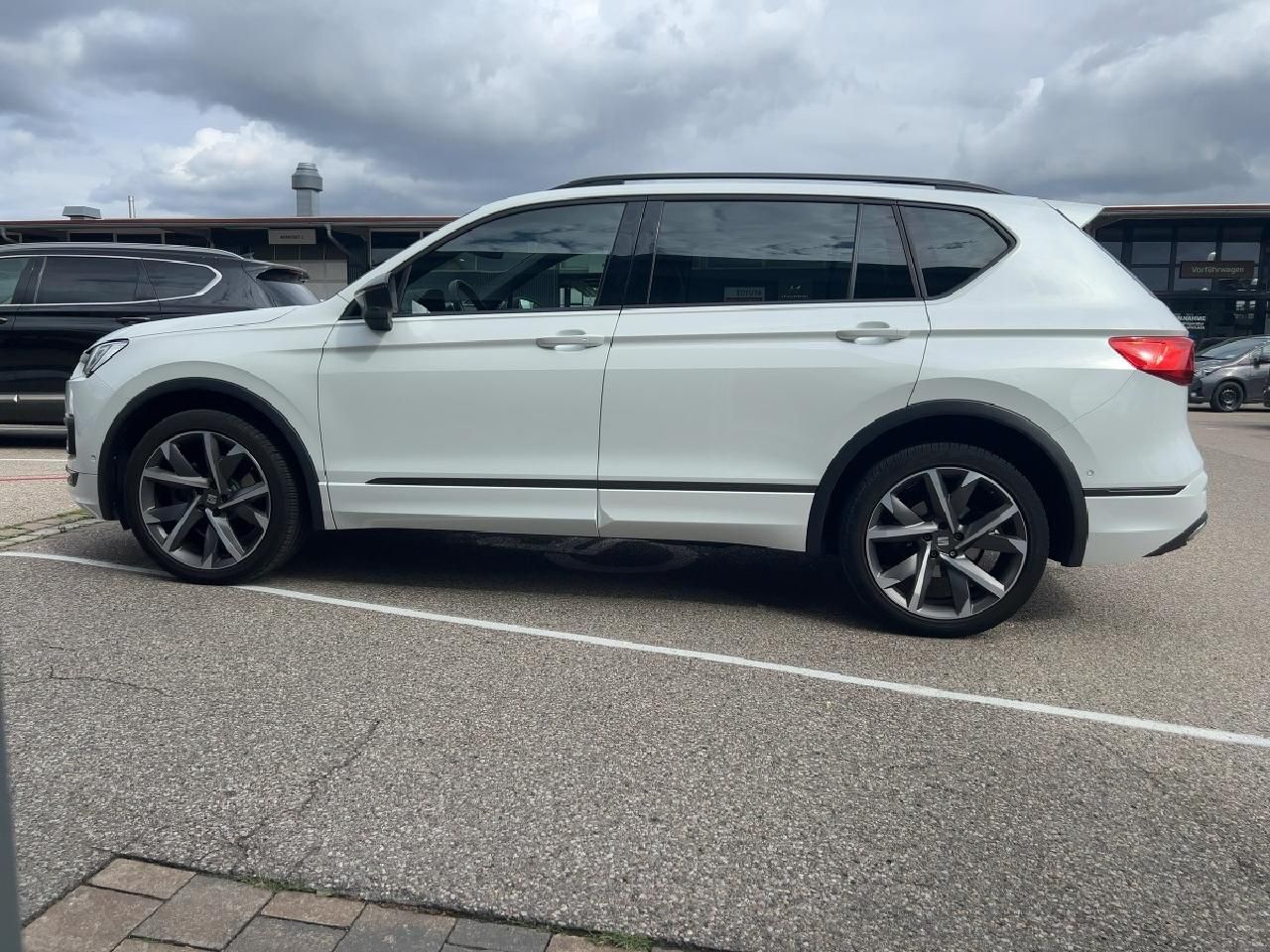 Fahrzeugabbildung SEAT Tarraco FR 4Drive inkl. AHK