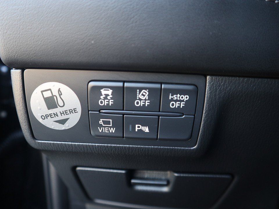 Fahrzeugabbildung Mazda 6 L Exclusive-Line G-165 AT LEDER-S NAVI el.Sitz