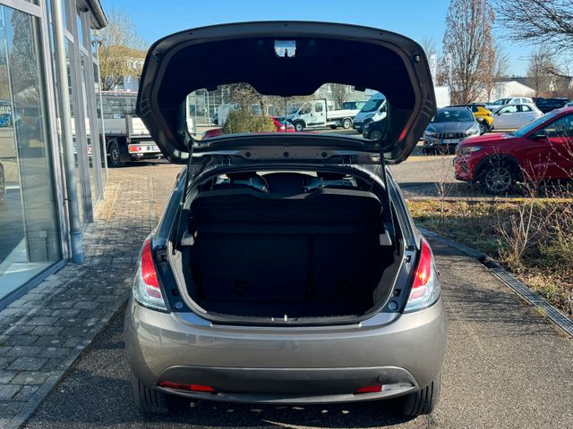 LANCIA Ypsilon Gold