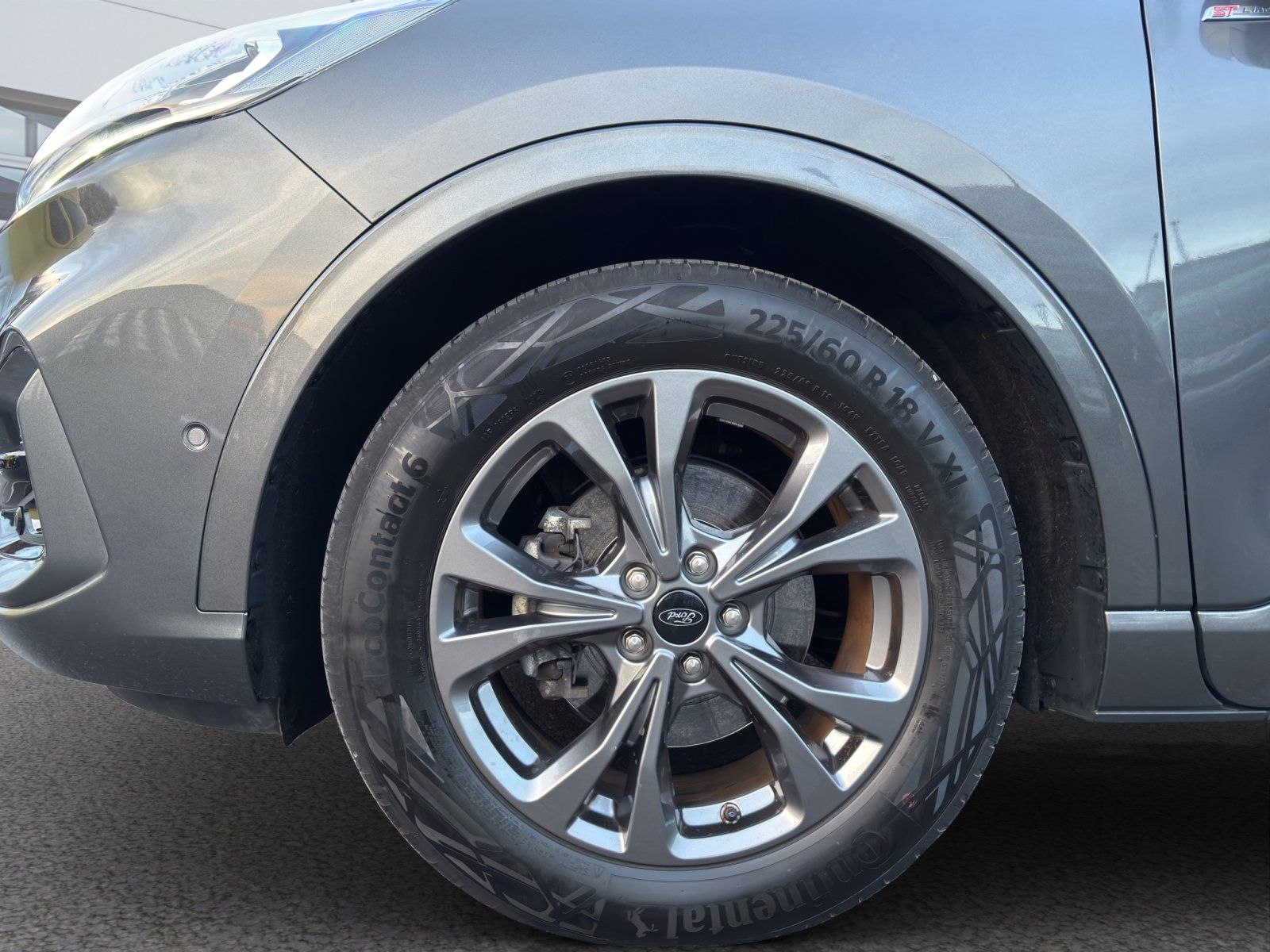 Fahrzeugabbildung Ford Kuga Hybrid ST-Line X #Winterpaket