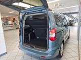 Ford Tourneo Courier Titanium PDC,Sitzheizung,App-Con - Ford Tourneo Courier mit Benzin-Antrieb: Van, Schaltgetriebe