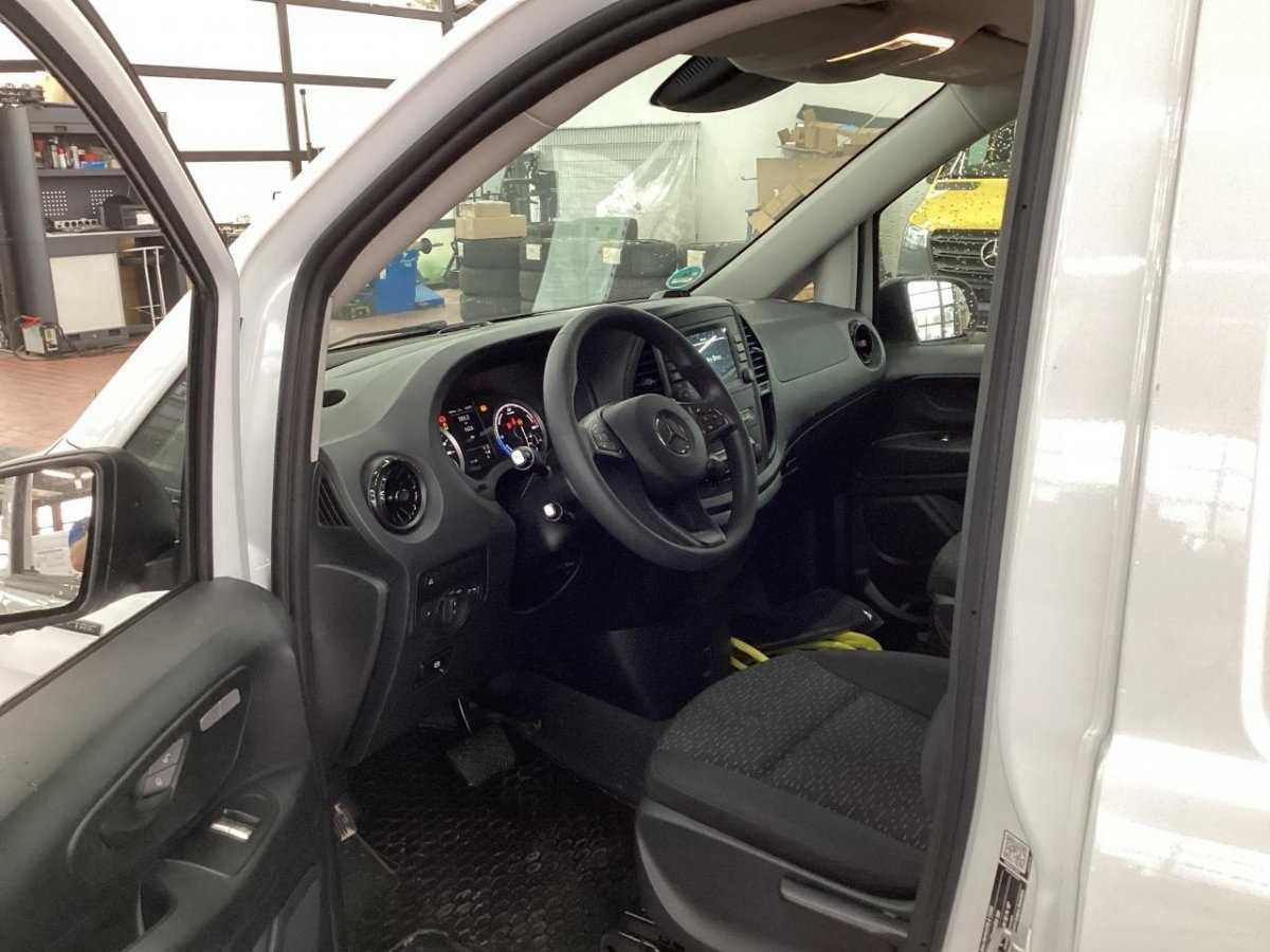 Fahrzeugabbildung Mercedes-Benz eVito 112 Klima Kamera Audio30 Heckklappe