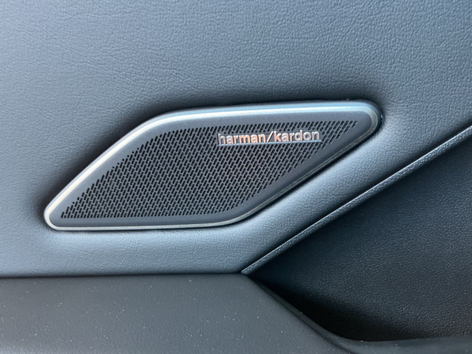 Volkswagen T-Roc - Bild 17