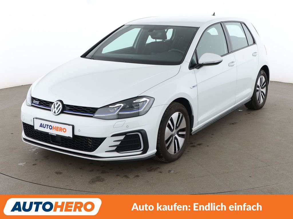 Image of Volkswagen Golf