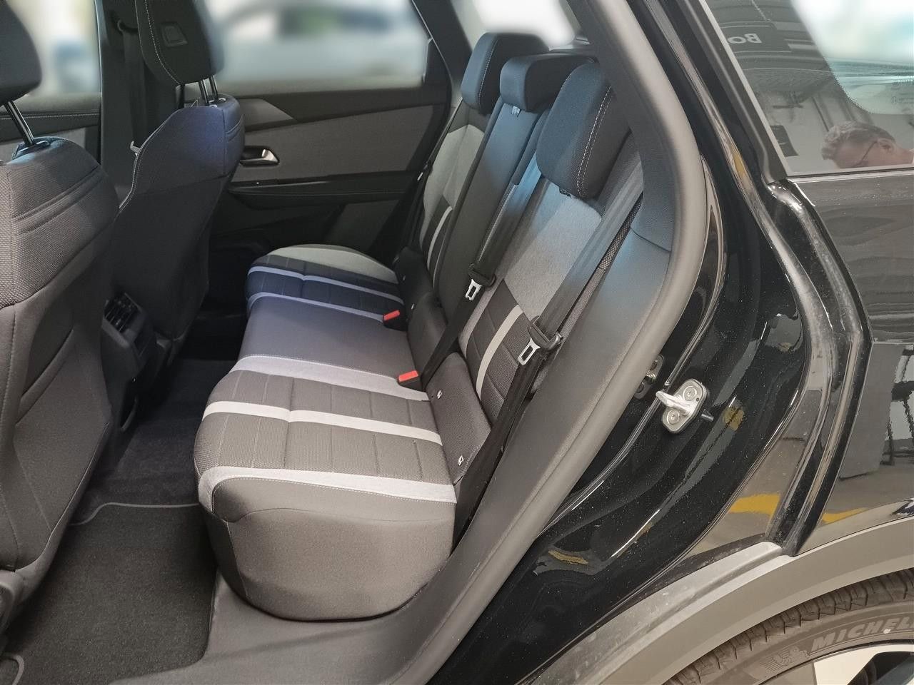 Fahrzeugabbildung Opel Grandland 1.2 48V HYBRID NAVI/LED/KAMERA/DAB+