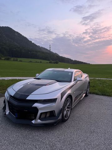 Chevrolet Camaro RS V6/ Sportauspuff / Leder