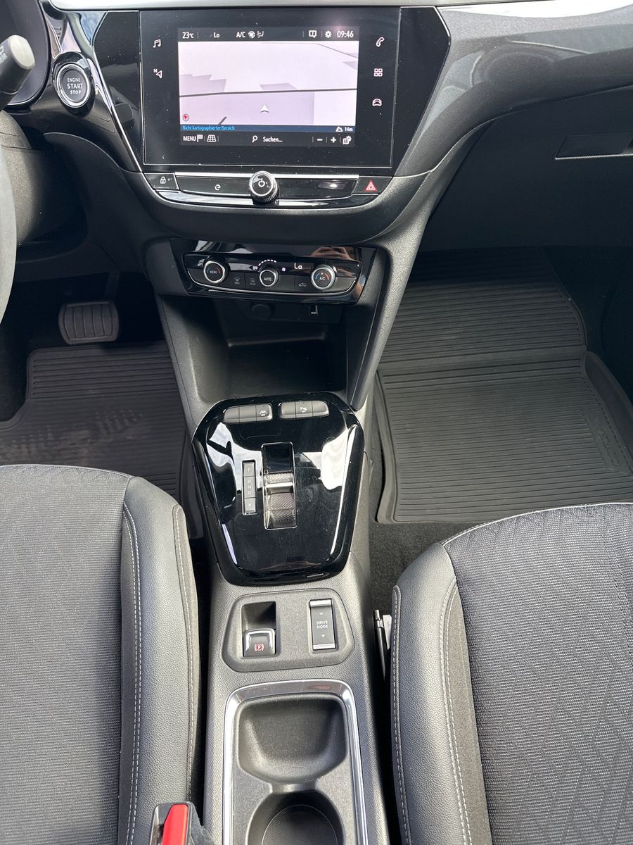 Fahrzeugabbildung Opel Corsa e Elegance NAV+LED+VCOCK+CARPLAY+PP+16ZOLL