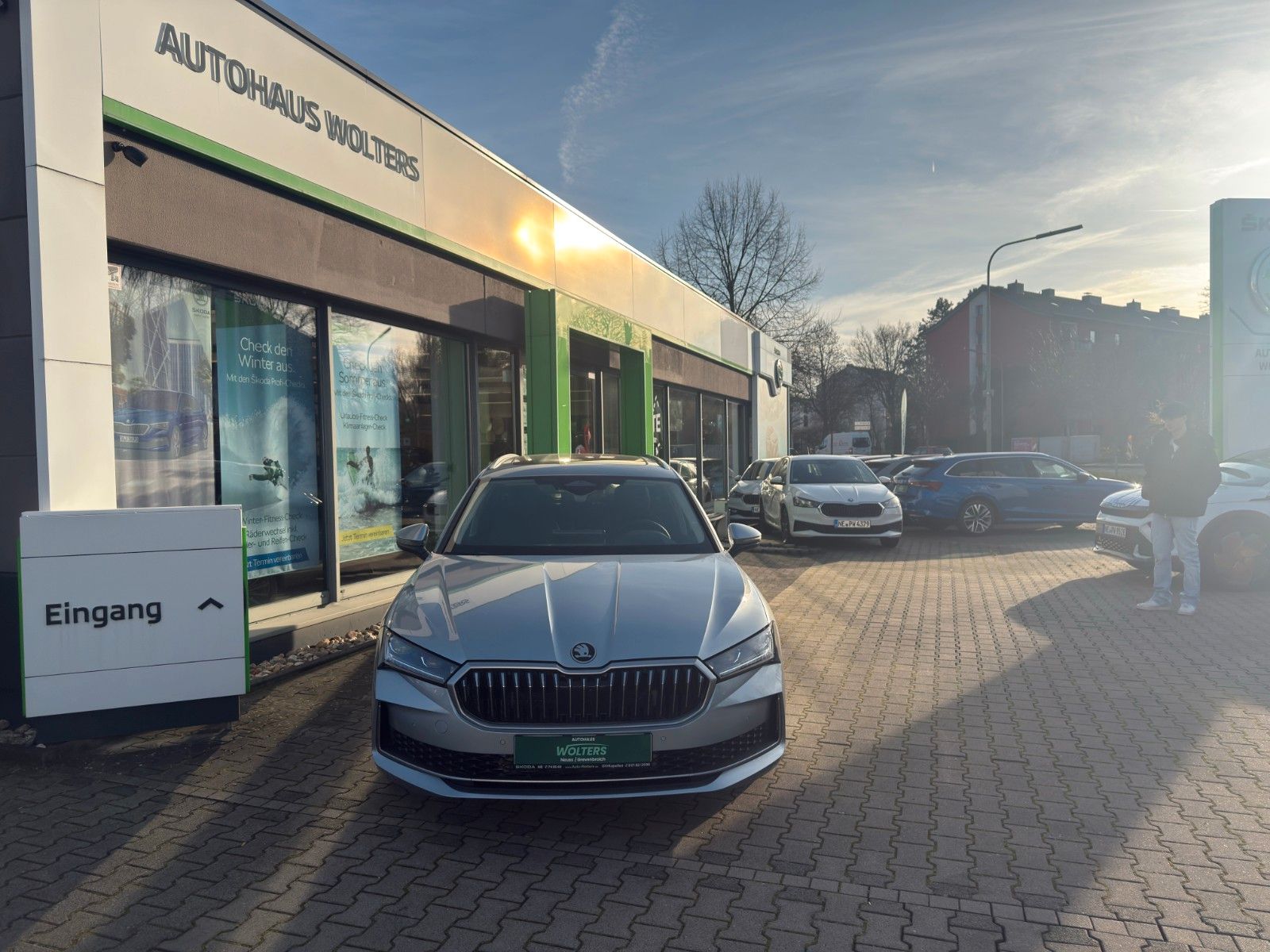 Fahrzeugabbildung SKODA Superb Combi 1.5 TSI iV 150 kW L&K