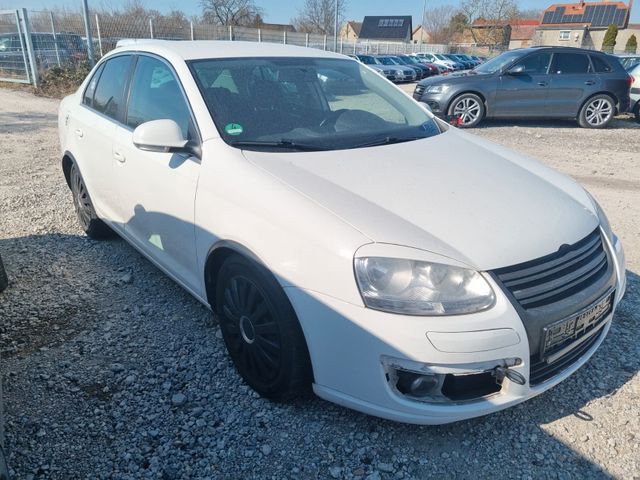 Volkswagen Jetta 1.4 TSI Highline Klima BT AHK Alcantara