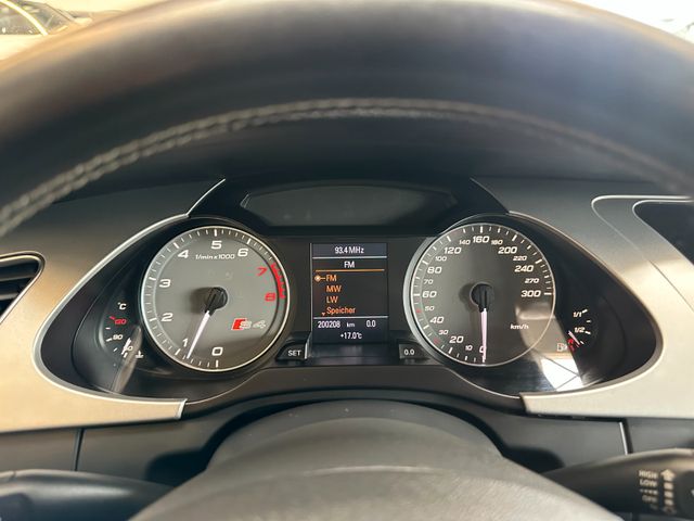 MYAUTOCENTER – Gebraucht- und Jahreswagen mit Werkstattservice in Pfaffenhofen Audi S4 Lim. 3.0 TFSI quattro *BiXenon*20Zoll*
