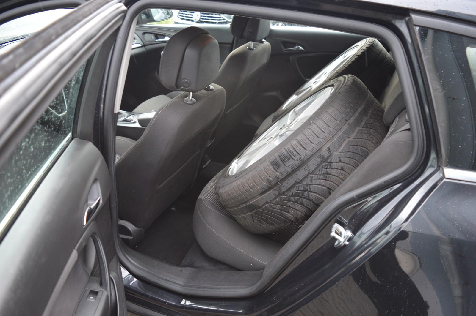 Opel Insignia 2014 — photo 11