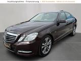 Mercedes-Benz E 220 CDI  Limousine BlueEfficiency Avantgarde - Mercedes-Benz E 220: Cdi Avantgarde