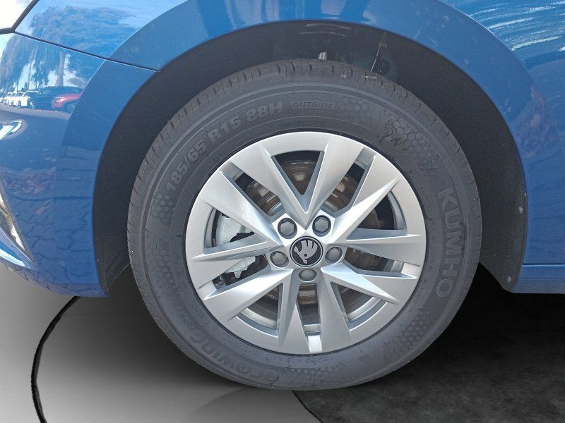 Fahrzeugansicht 21 Fahrzeugabbildung SKODA Fabia 1.0 TSI Selection DSG ACC+SMART-LINK+PDC+