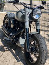 Harley-Davidson Custom Bobber  - HARLEY-DAVIDSON BOBBER