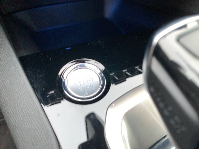 Foto Nummer 21: PEUGEOT 3008