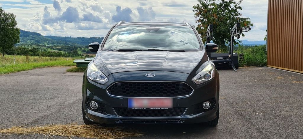 Image of Ford S-Max