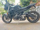 Triumph Street Triple S - TRIUMPH MÜNCHEN