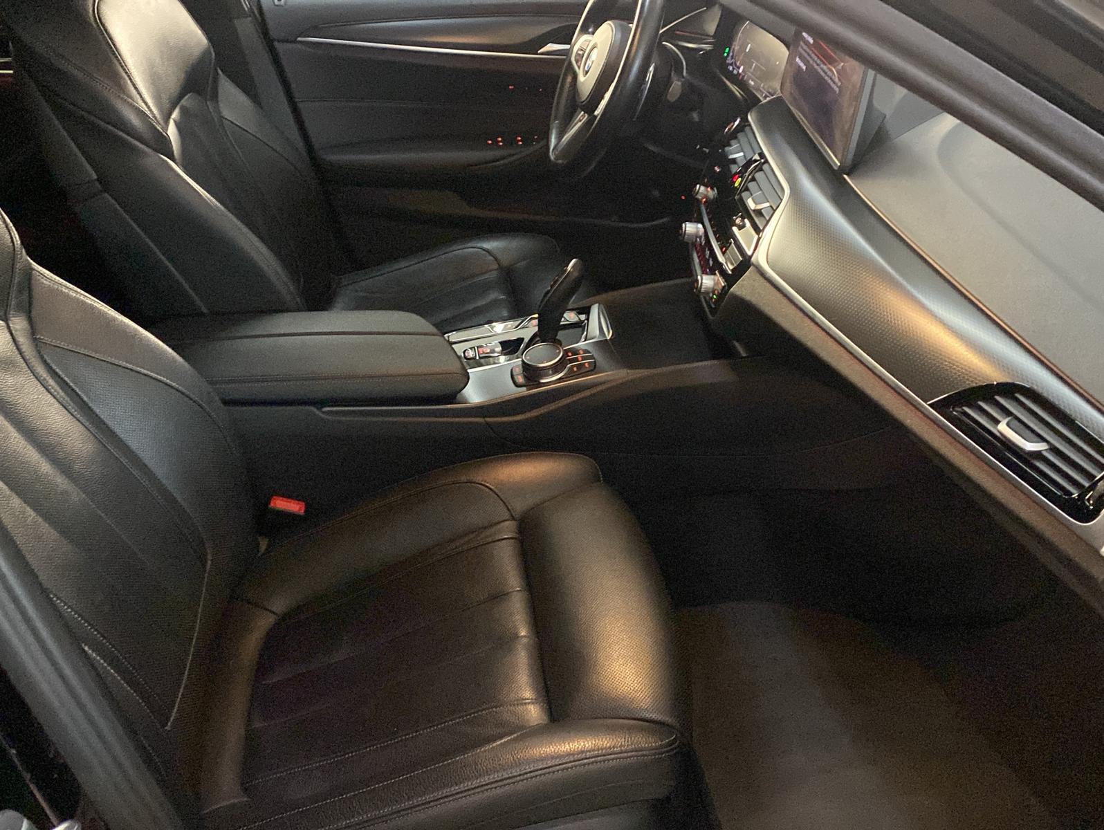 BMW 520 dA xDrive M Sport*Pano*KeyGo*DAB*Hifi