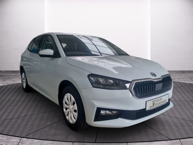 Fahrzeugabbildung SKODA Fabia 1.0 TSI Essence KLIMA SHZ PDC LED