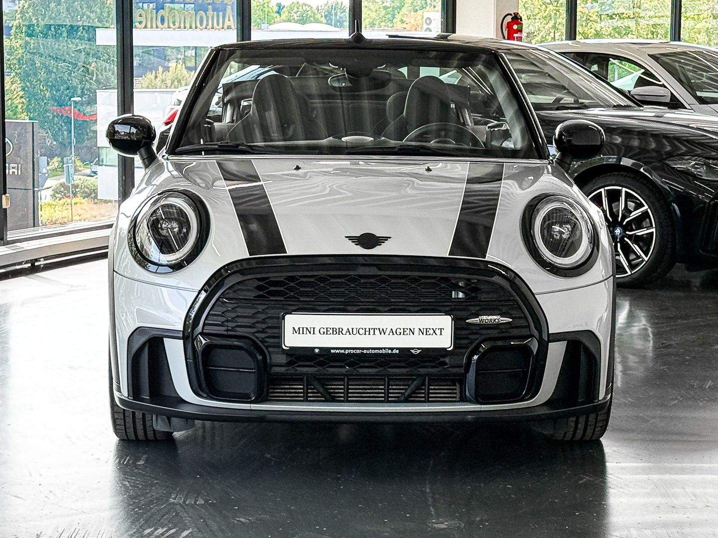 MINI Cooper JCW Trim Aut Nav LED PDChi Komfzg 17"
