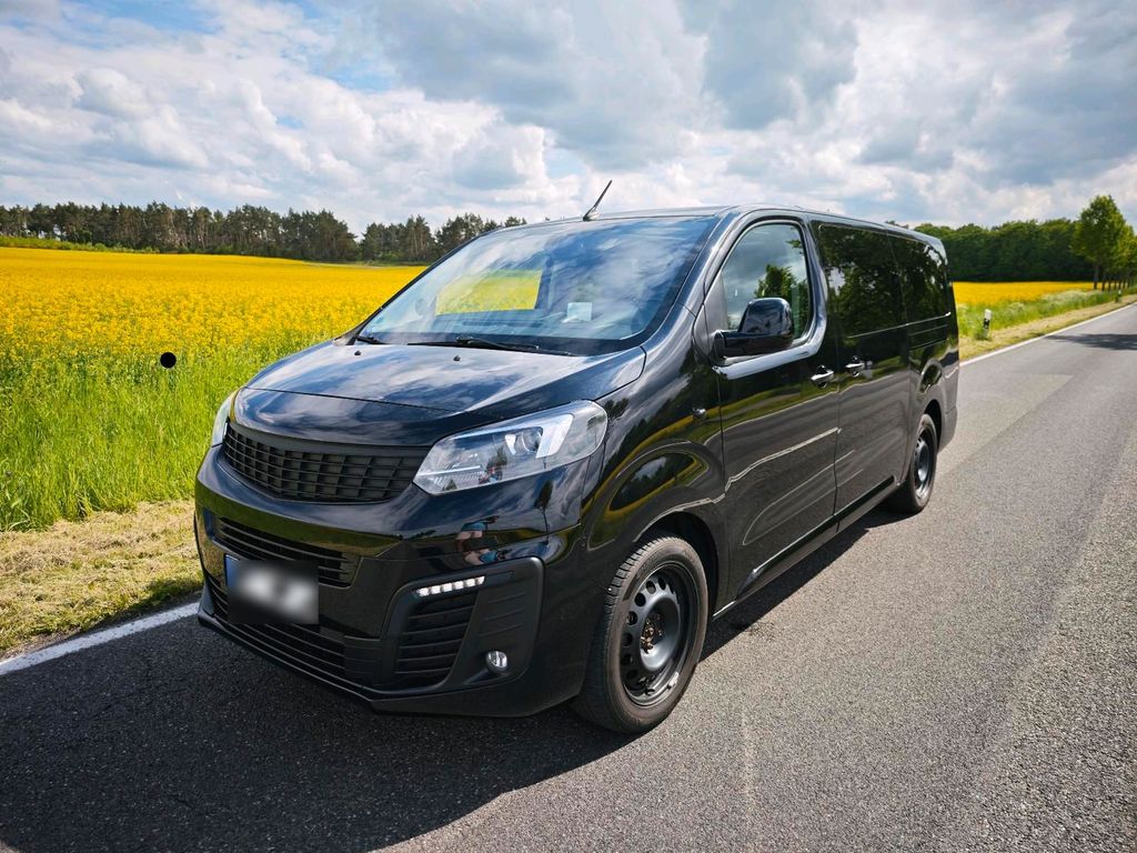 Image of Opel Zafira Life