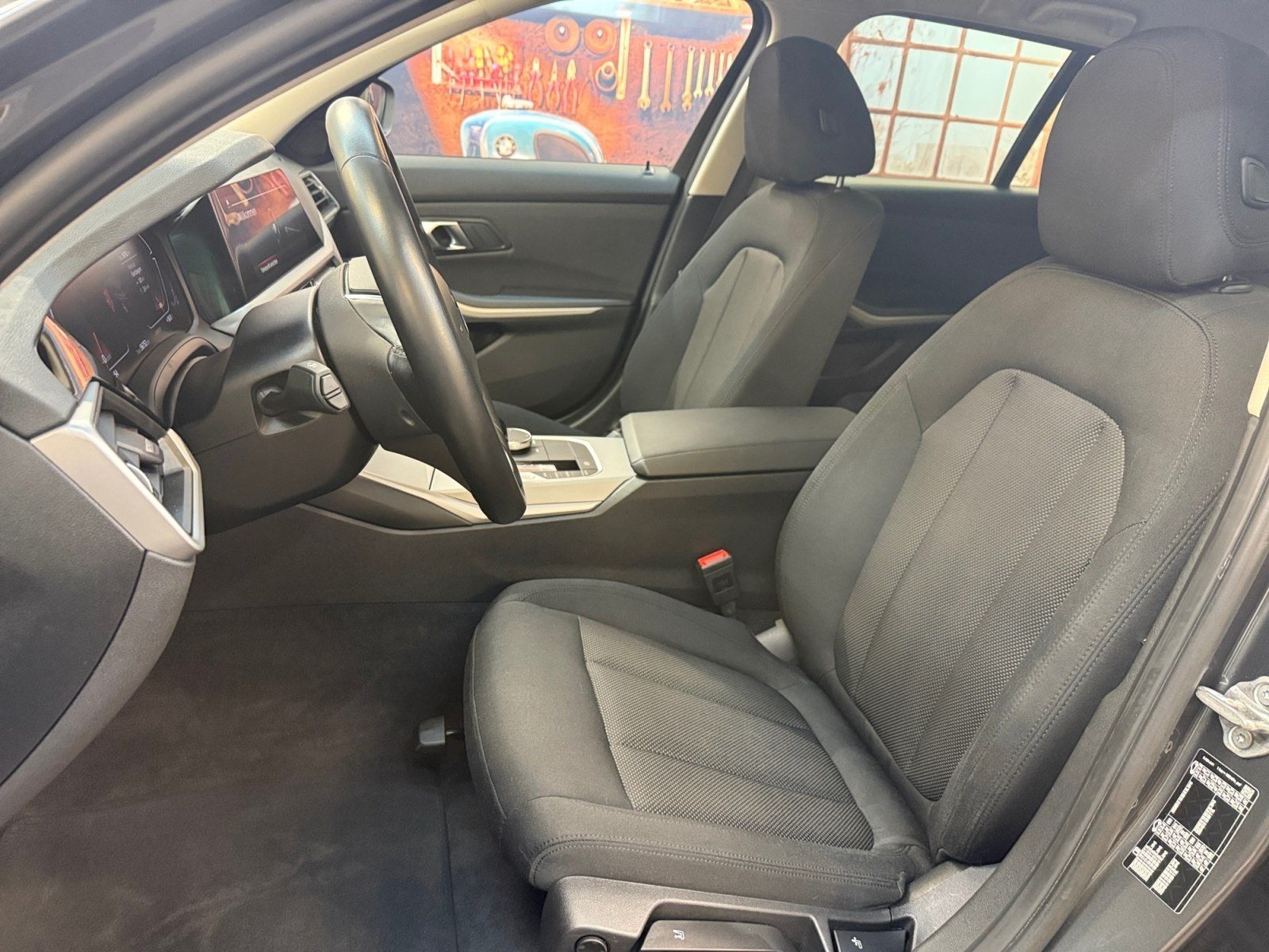 BMW 318i Touring AHK LiveCockpitProf PDC HiFi Alarm foto 6