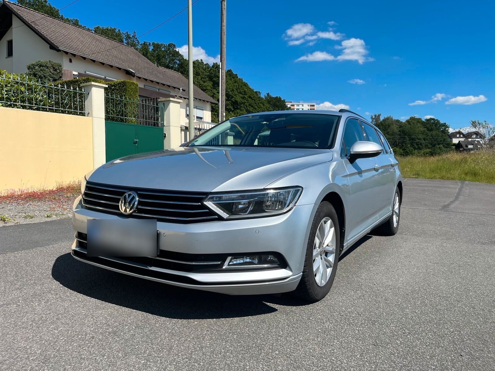 VW VW Volkswagen Passat Comfortline BlueMotio...